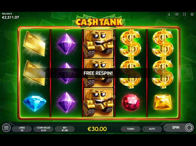 Cash Tank Mobile Slot Game Screenshot Image